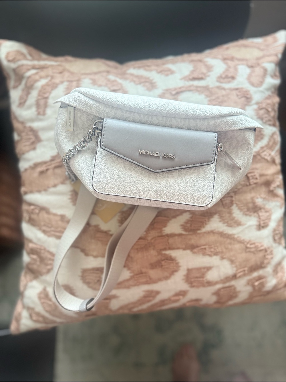 Michael Kors Gray Logo Waistpack with Silver Hardware. NWT - Picture 5 of 7
